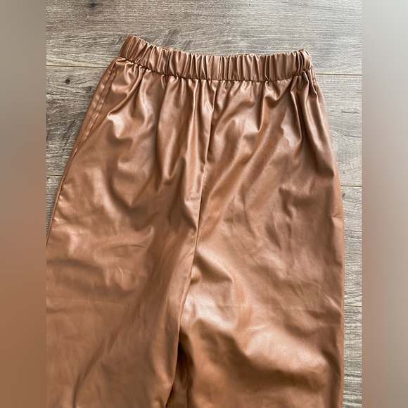 PrettyLittleThing extra high waist faux leather brown/tan joggers size 2 - Picture 3 of 7